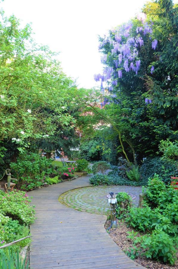 Gästezimmer mit Garten in Fischeln Krefeld Exterior foto